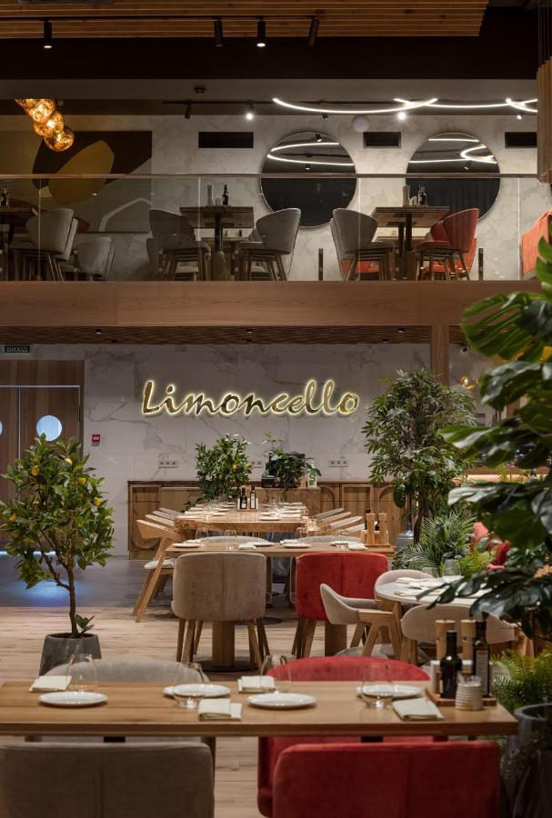 Apartel ウージュホロド エクステリア 写真